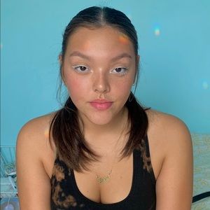 Meet your Posher, Rebekah